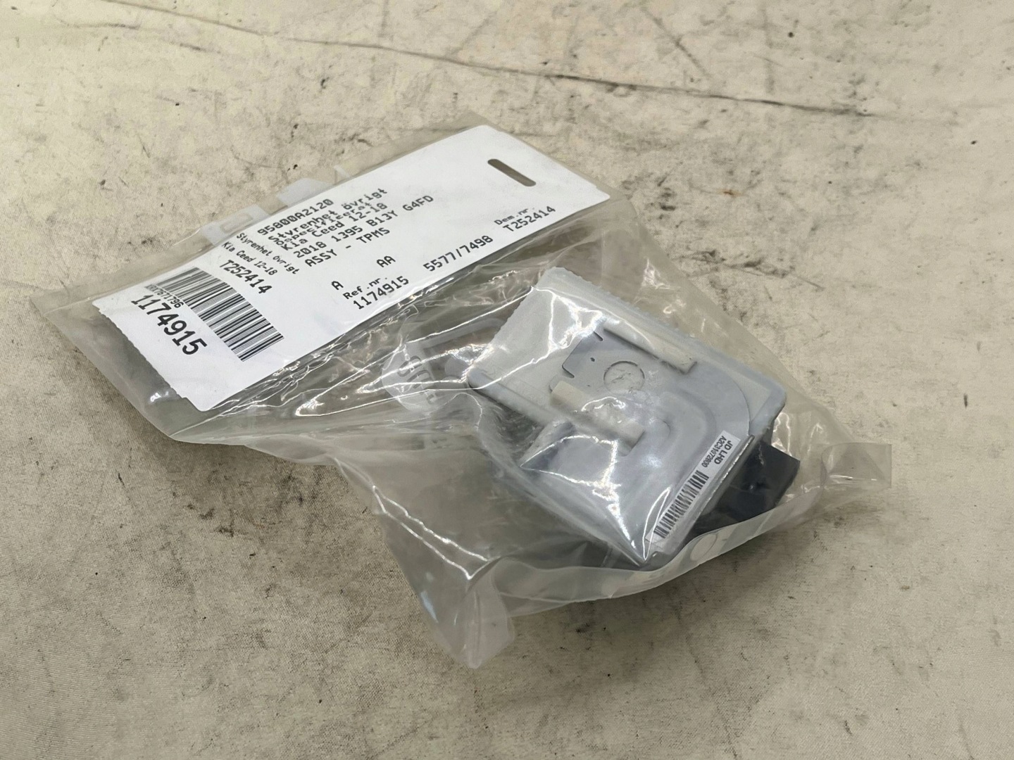 95800-A2120 modul Bedienteil TPMS KIA CEED II GT !J
