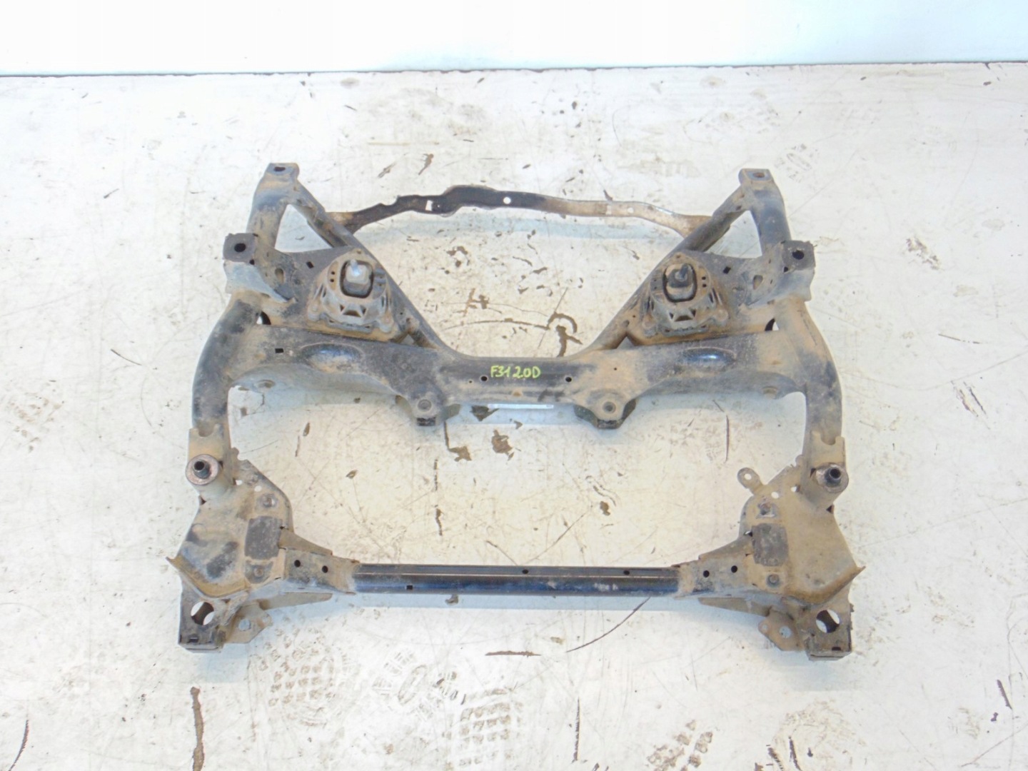 axle beam subframe axle beam front BMW F31 F30 2.0 D