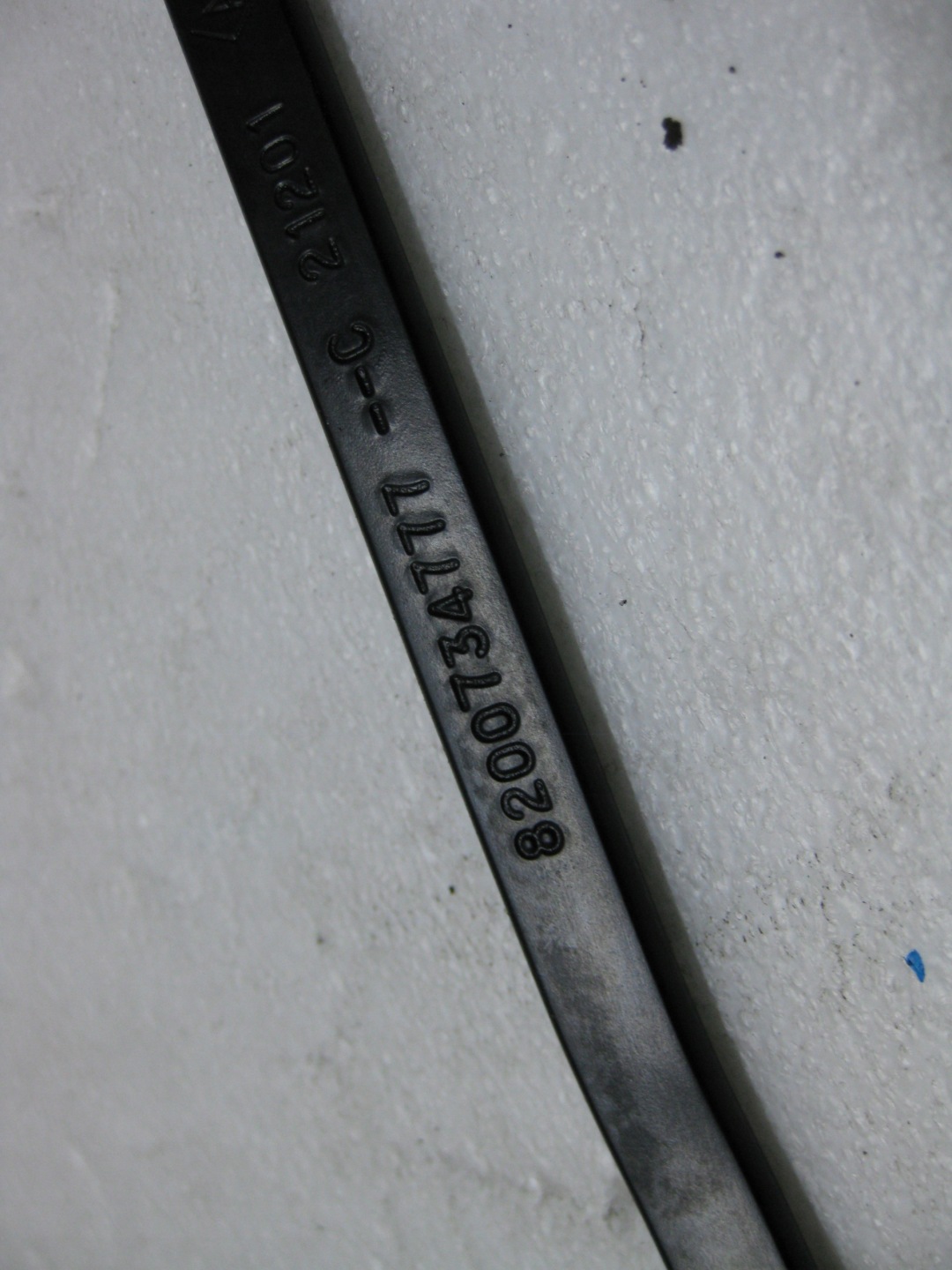 OPEL MOVANO B LIFT wiper arm right front front 8200734777