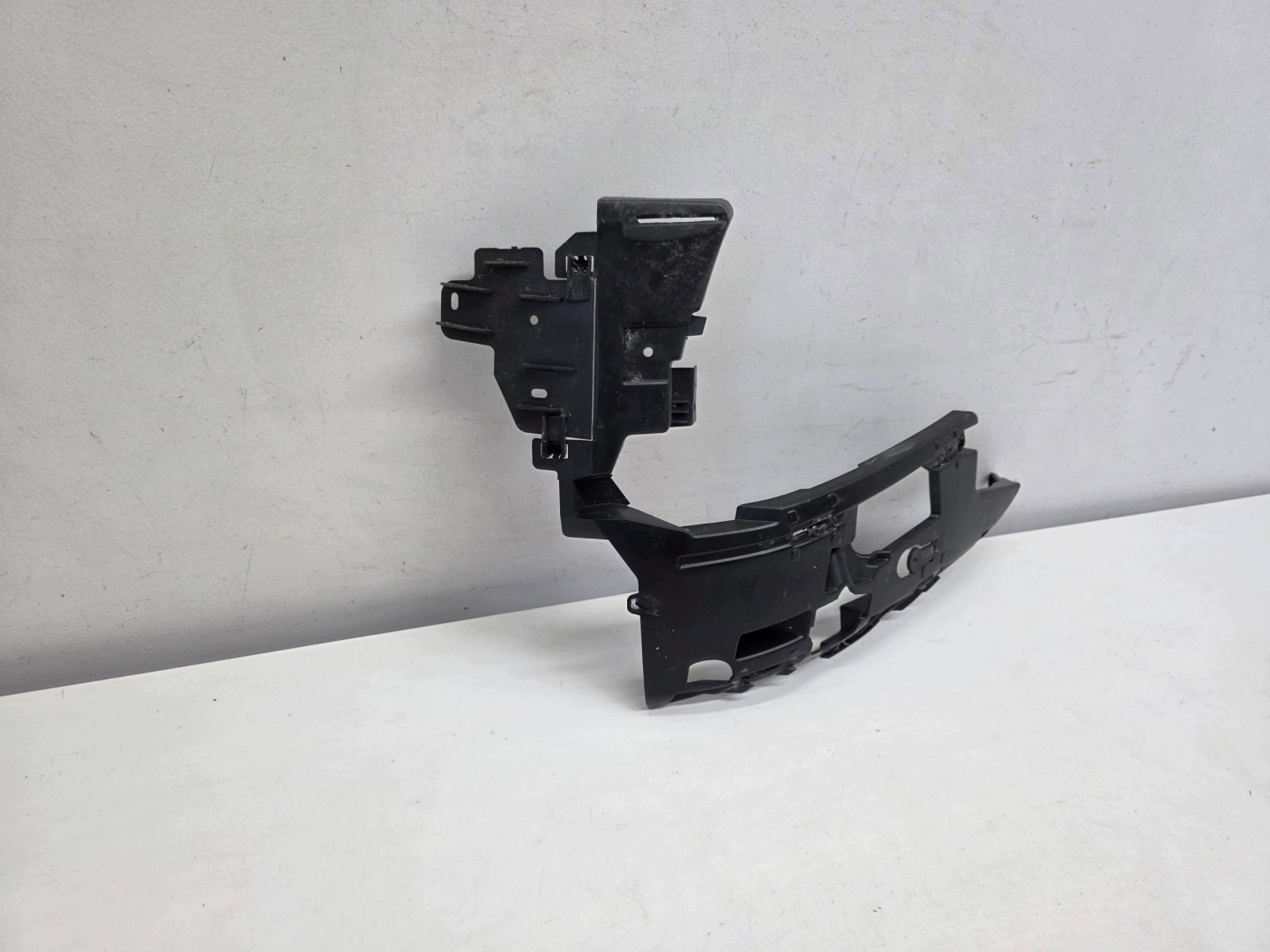 PEUGEOT 508 LIFT 14- bumper bracket left front original