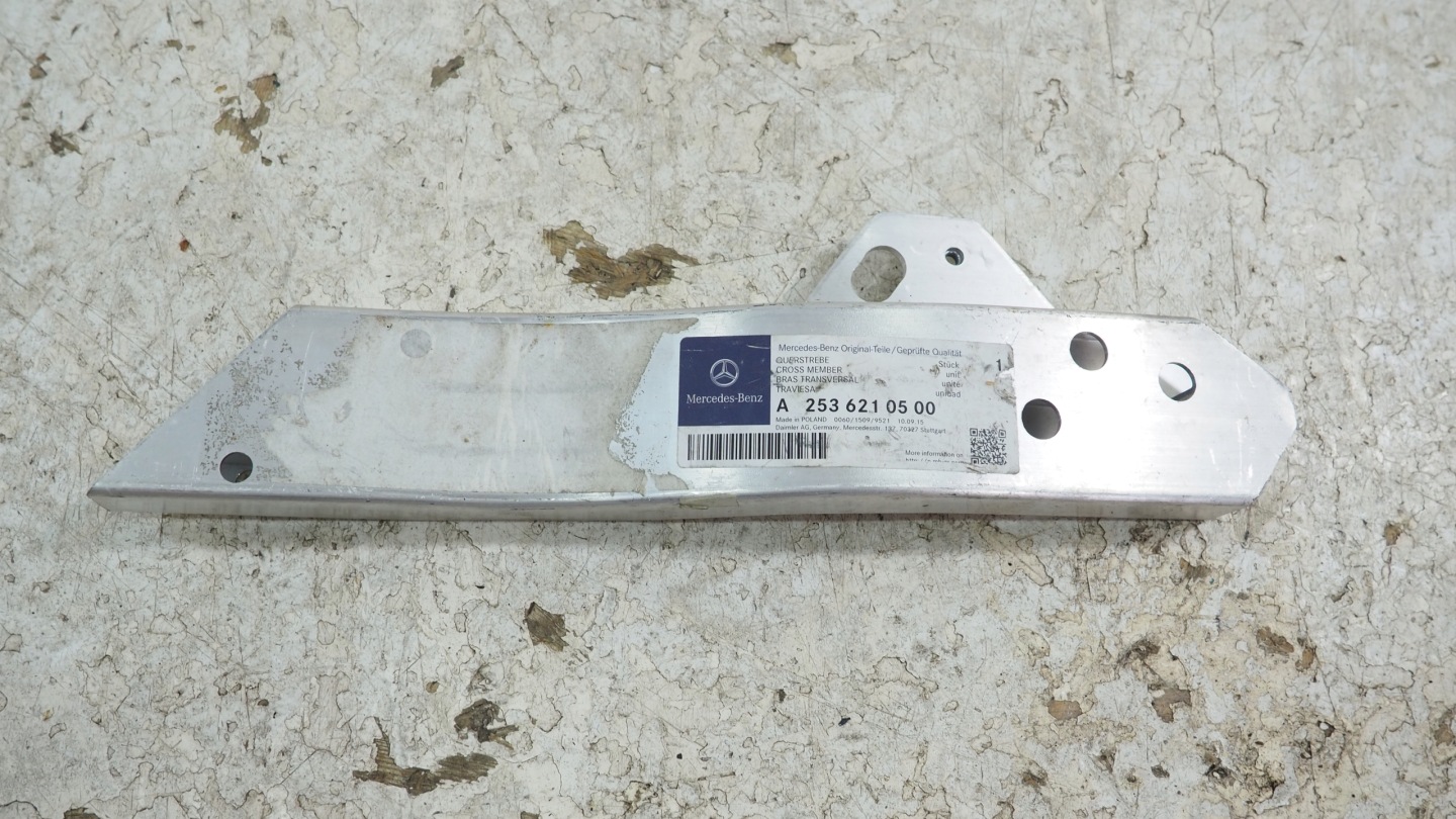 Mercedes GLC W253 X253 console wall support right front A2536210500