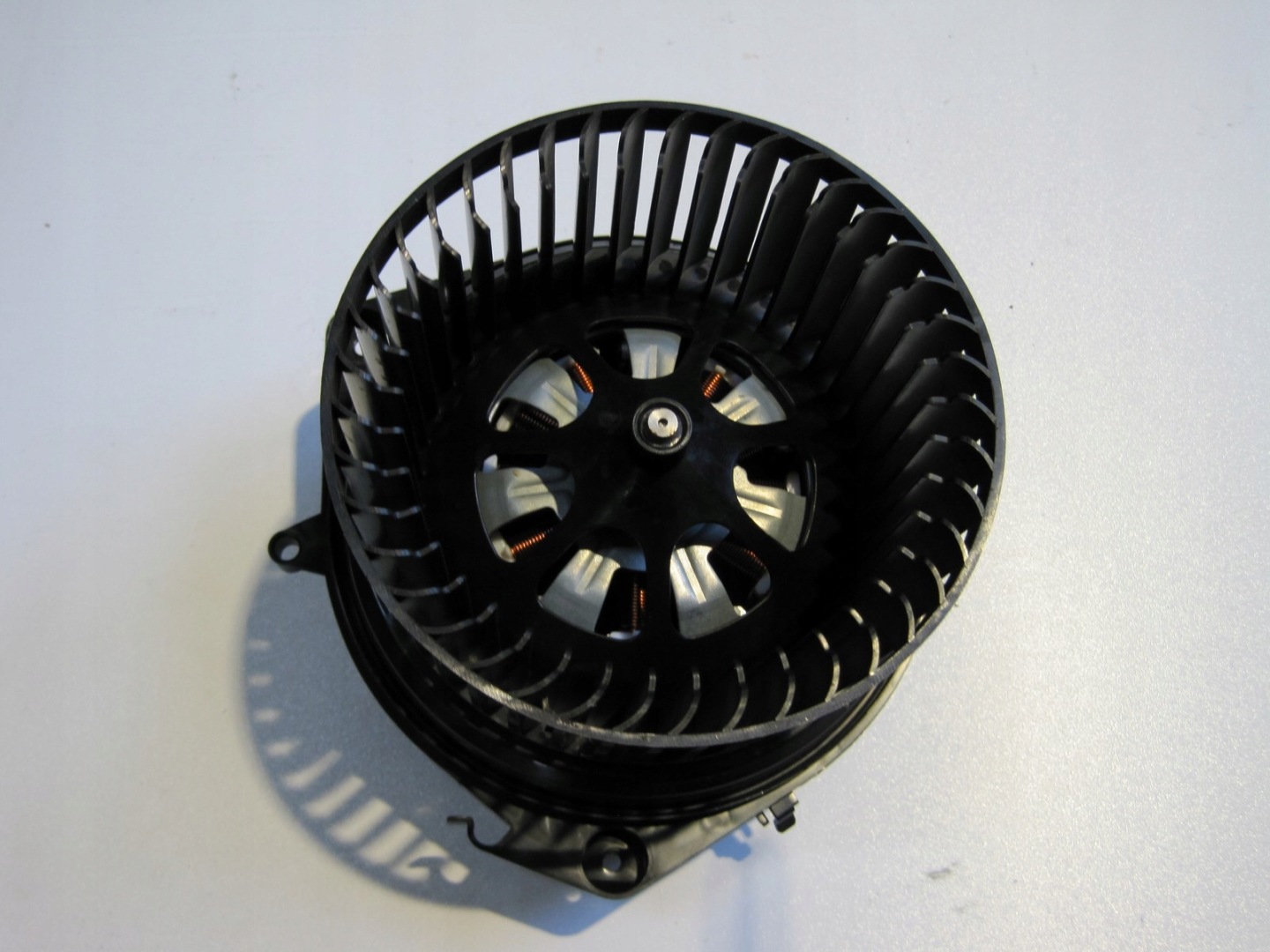 ventilátor kúrenia 1EA820021A