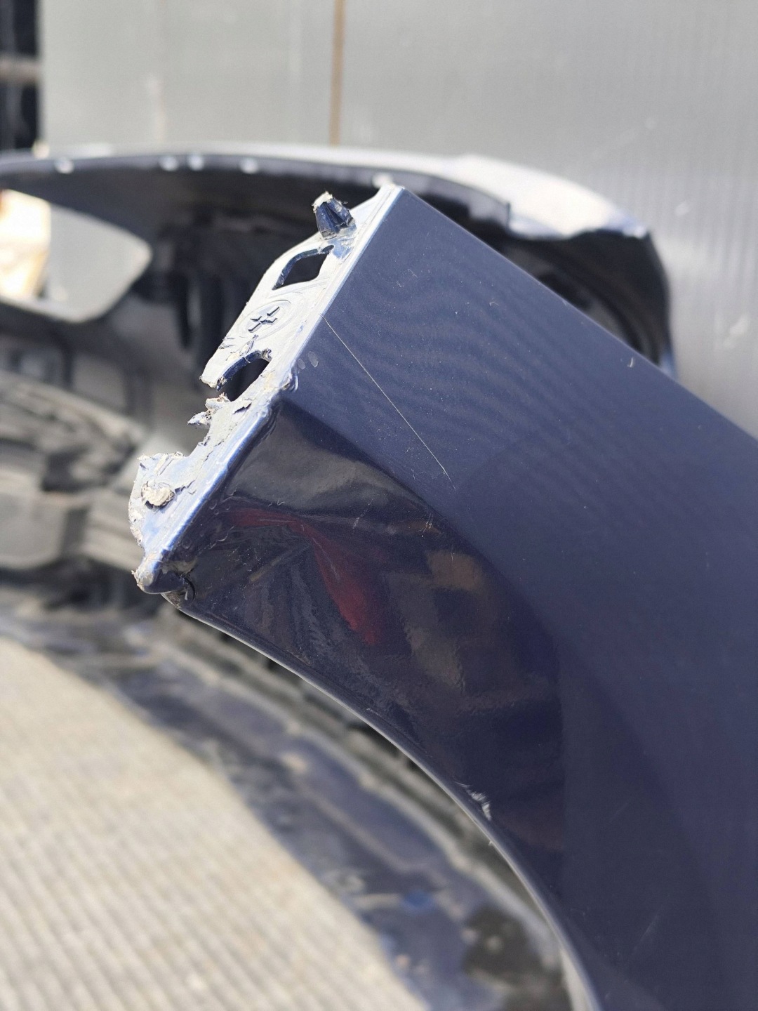 BMW 1 F40 front bumper 4xPDC complete DEMONTAZ