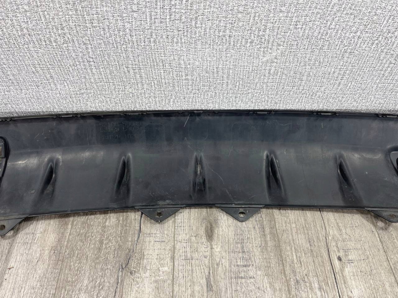 LEXUS IS III LIFT 2017-2020 diffusore SPOILER Paraurti posteriore 52108-53040
