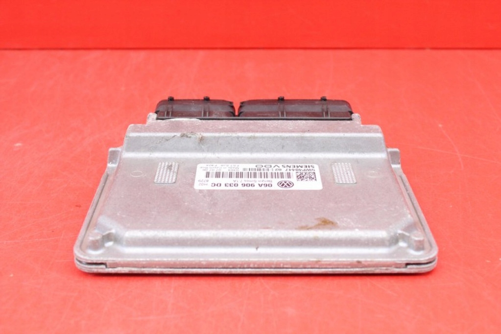 control unit of the engine 06A906033DC VW GOLF 5 V plus 1.6 8V 102 KM 03-09