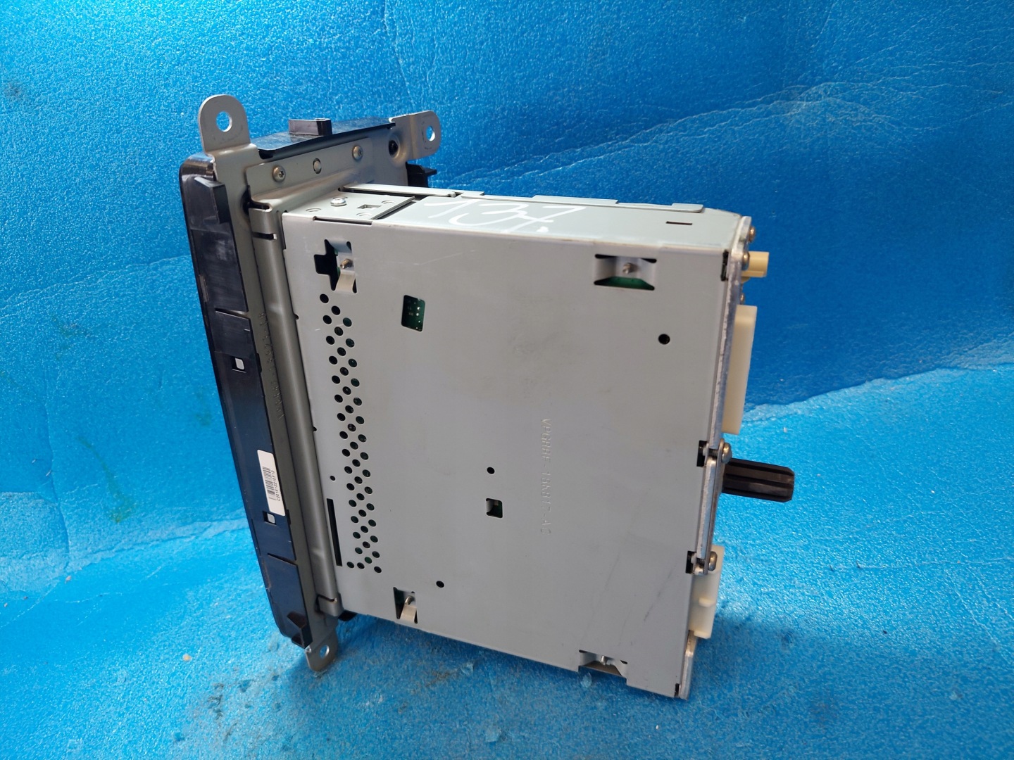 RADIO EKRAN CLIO IV 281077