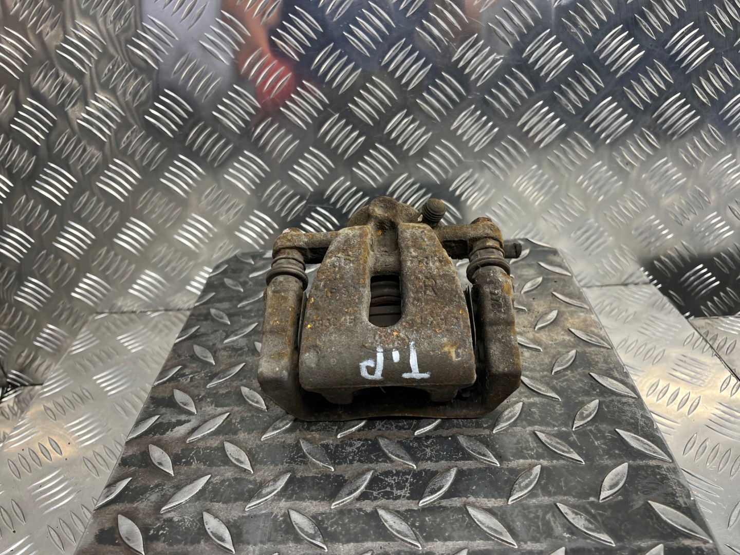 caliper brake right rear part rear LAND ROVER FREELANDER 2