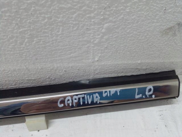 moulding chrome-plated left front CHEVROLET CAPTIVA and