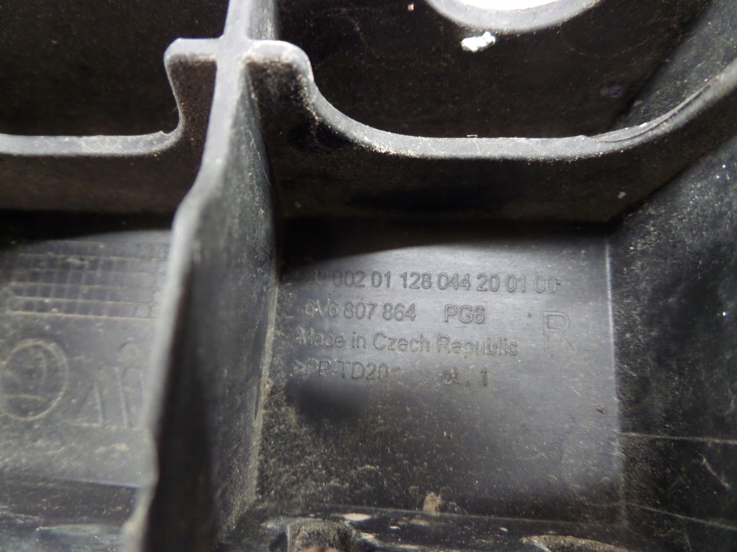 Volkswagen OE 6C0907379K pump abs brake