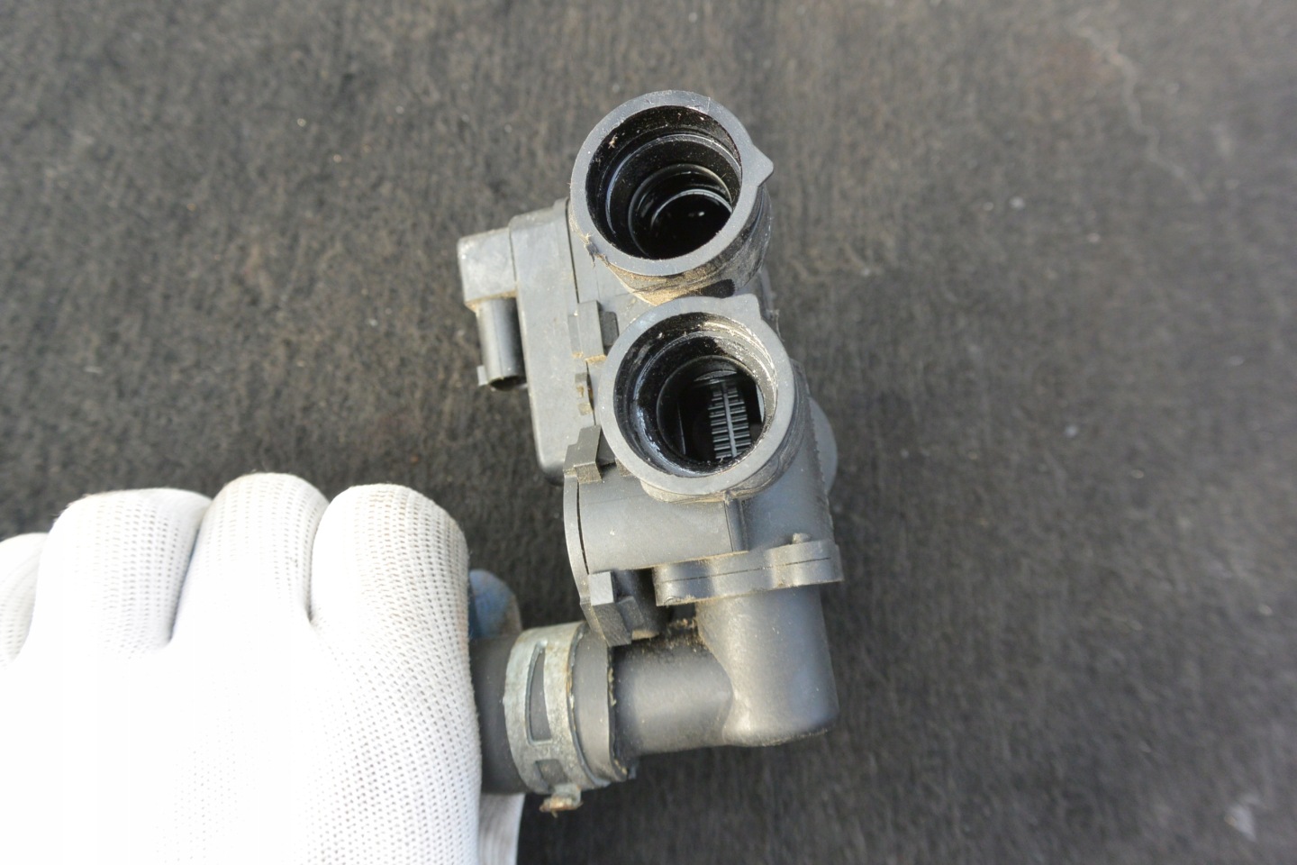 ventil kutija ventilacije cijevčica vode MERCEDES W211 W219