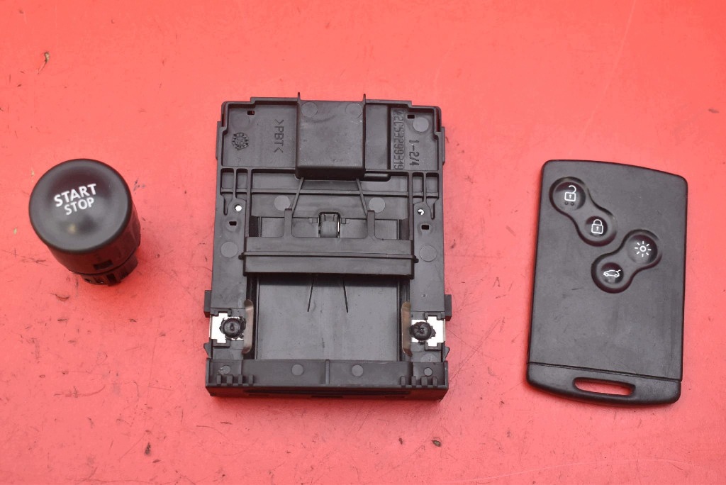 ignition player KARTA button 285909828R A2C53185186 RENAULT MEGANE 3 III