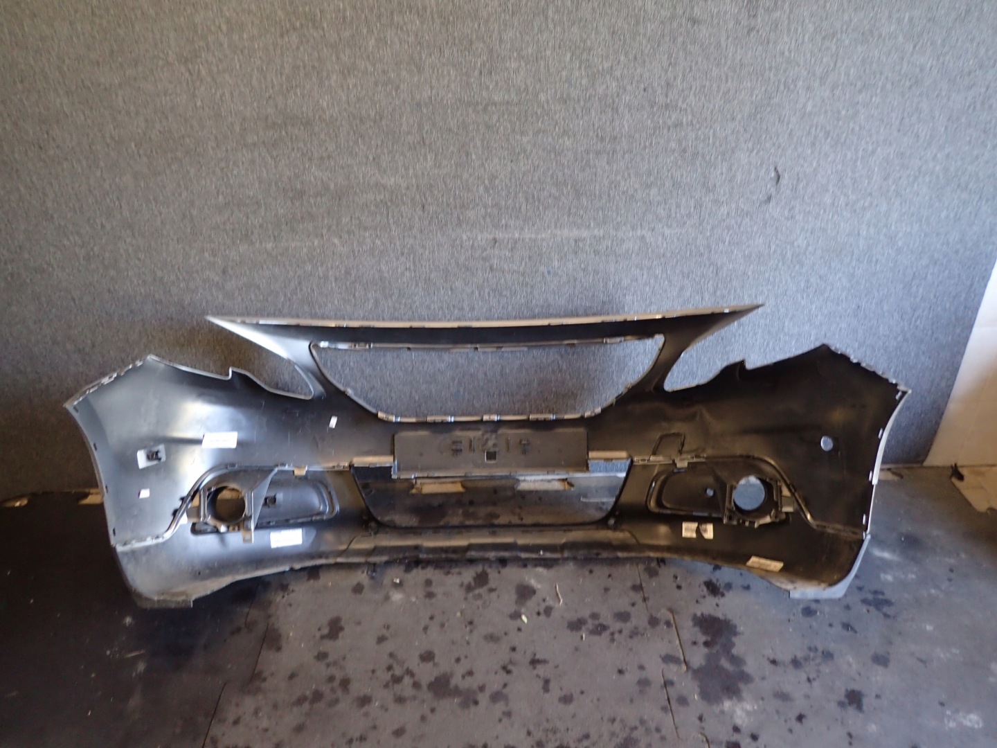 nárazník předek PEUGEOT 2008 LIFT
