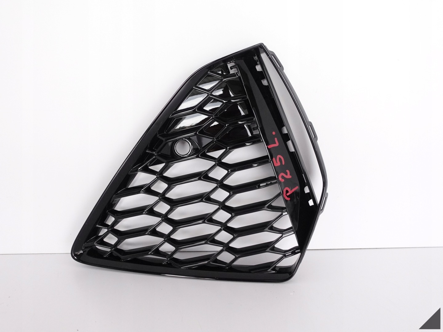 AUDI RS6 4K0 RS7 4K8 C8 bumper grid left front