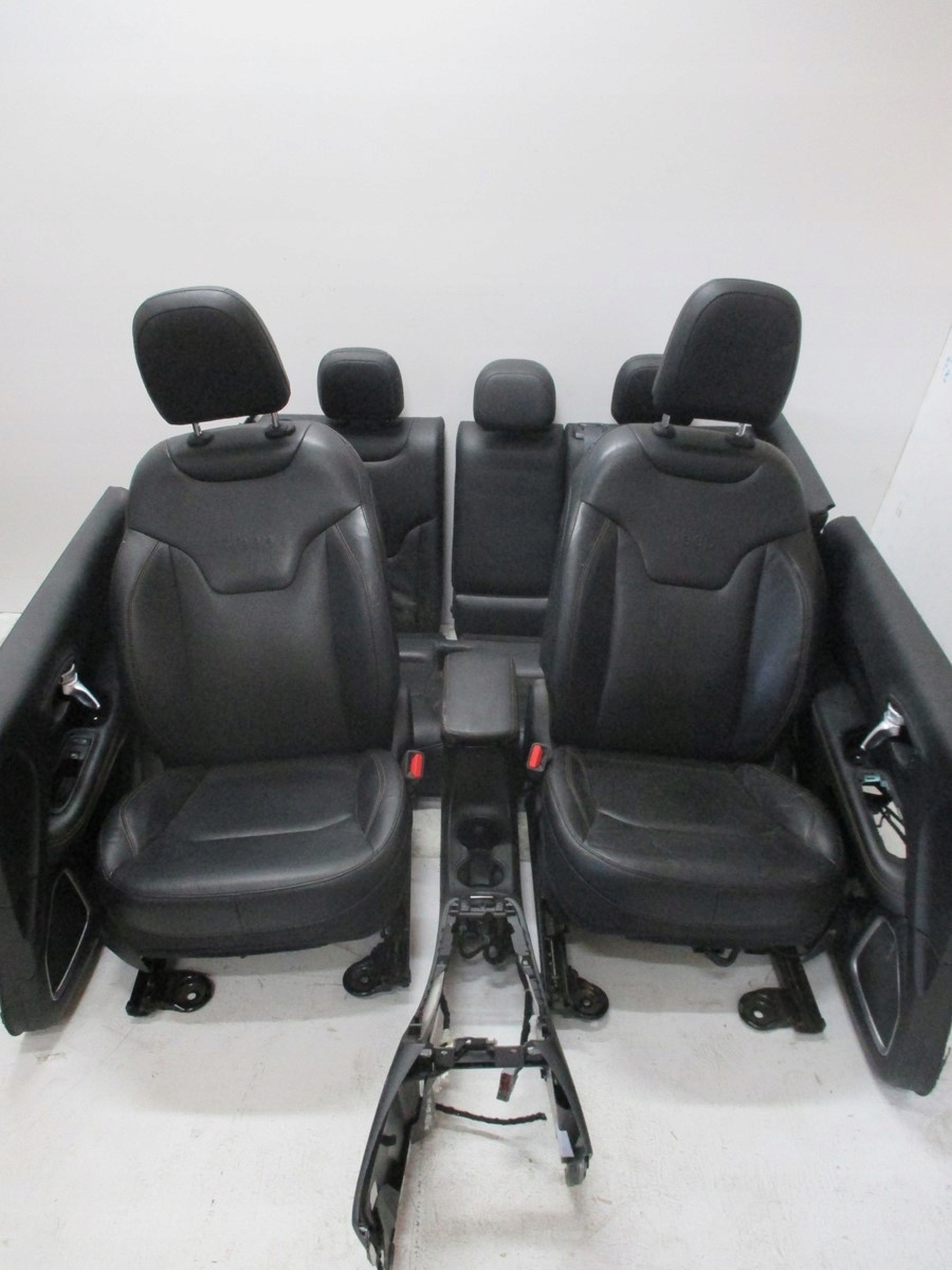 upholstery leather seats Jeep Compass II 17r