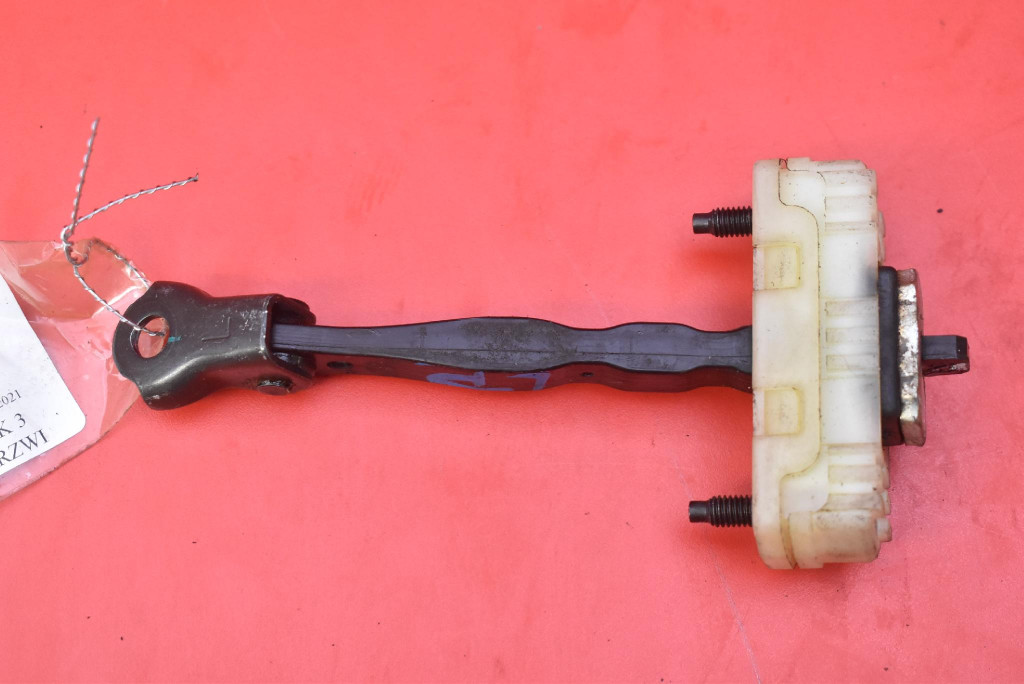 limiter door left front HYUNDAI BAYON 21