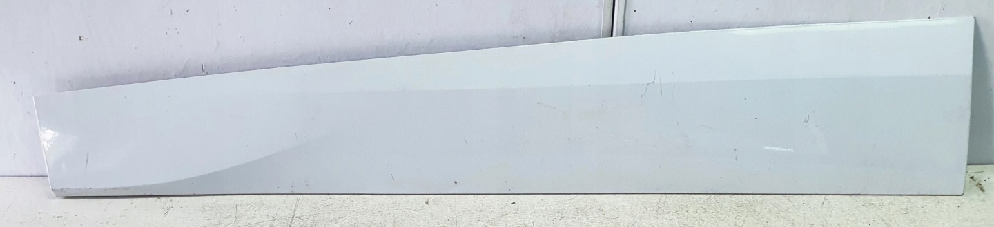 moulding door left front VW ID4 ID-4 21