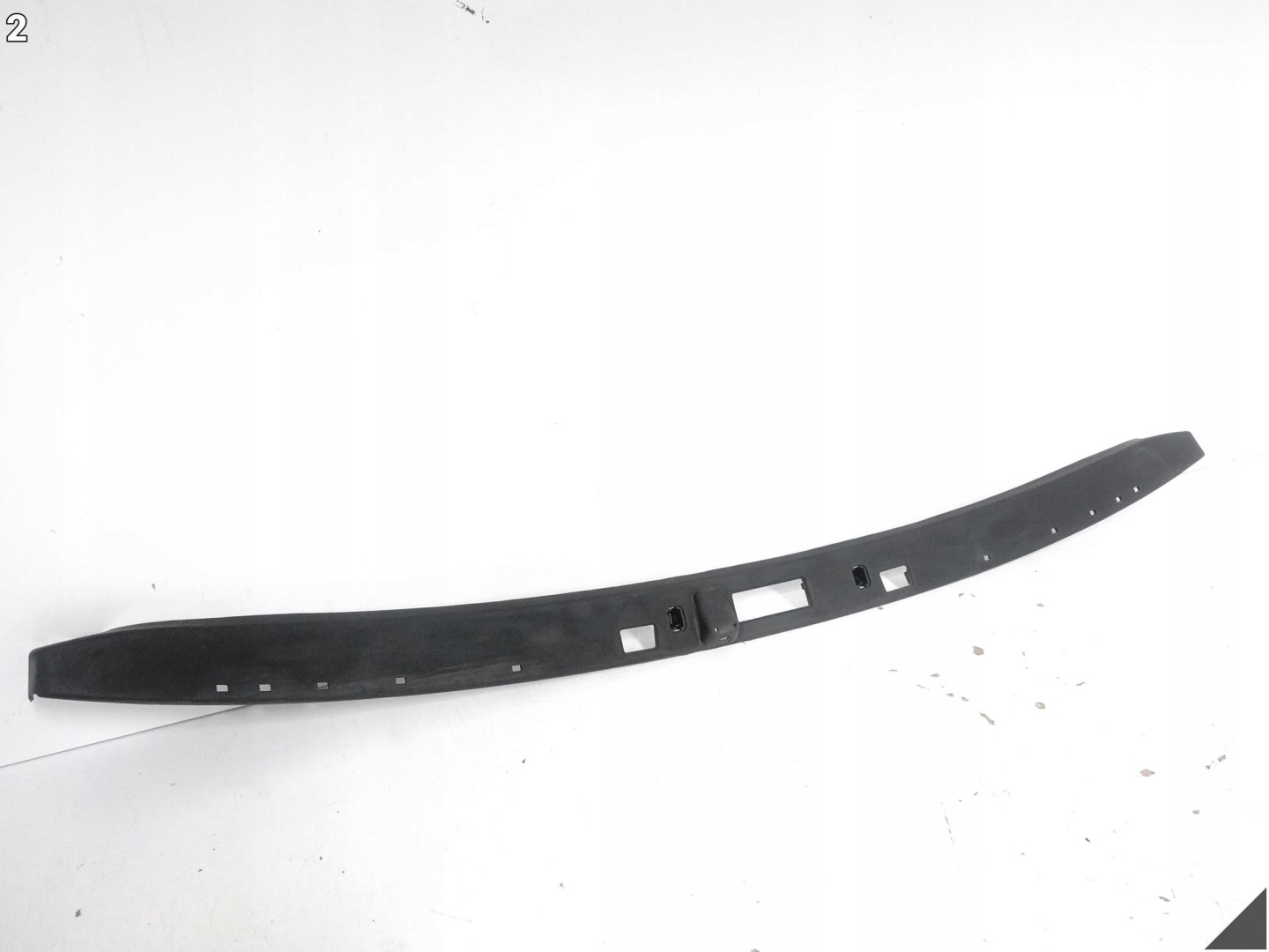 BMW XM G09 22- cap moulding bracket trunk door cover boot rear part