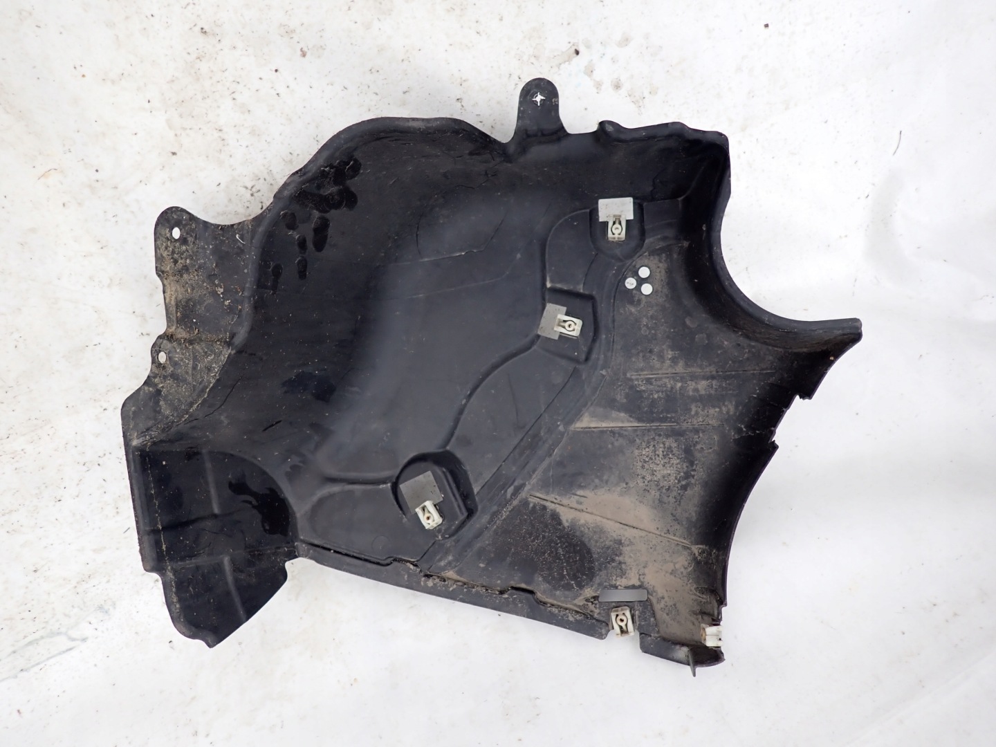 BMW 5 G30 G31 17- cover chassis right rear part