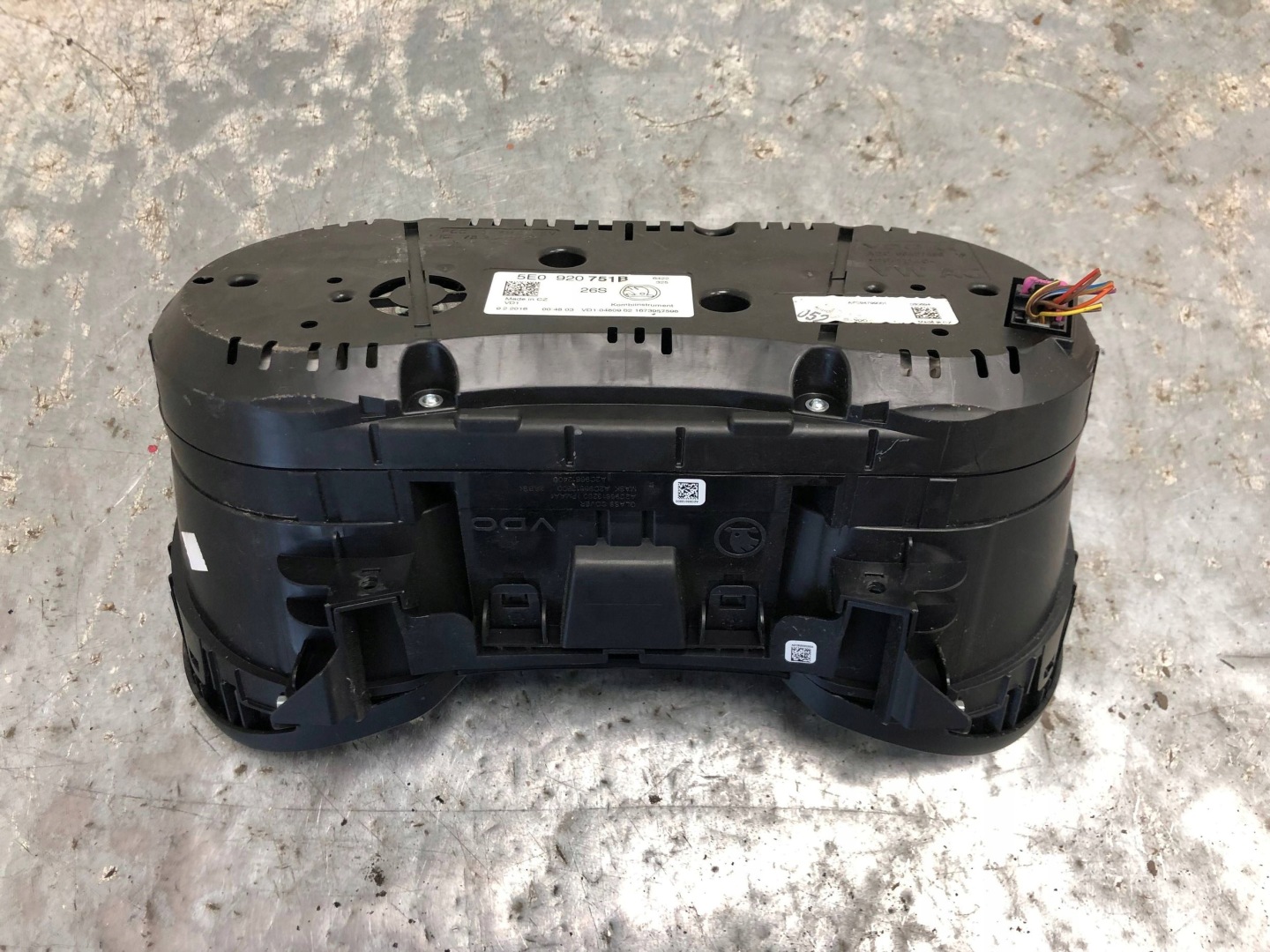 dials dials SKODA OCTAVIA III 5E0920751B