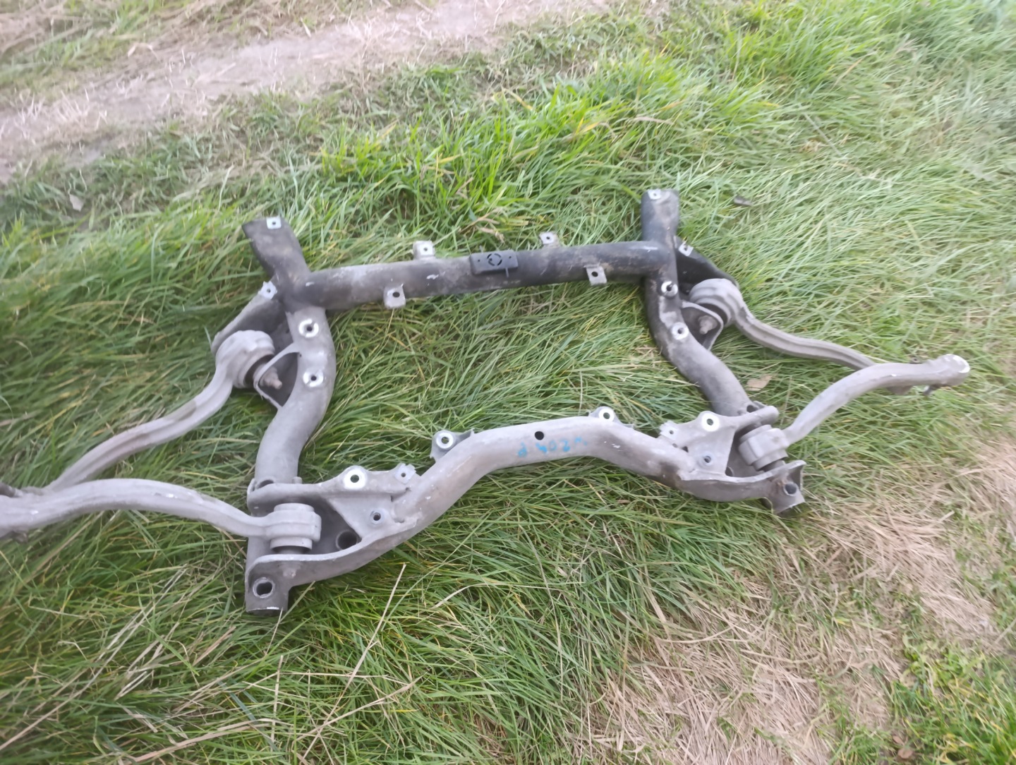 subframe axle beam axle beam of the engine front MERCEDES W204