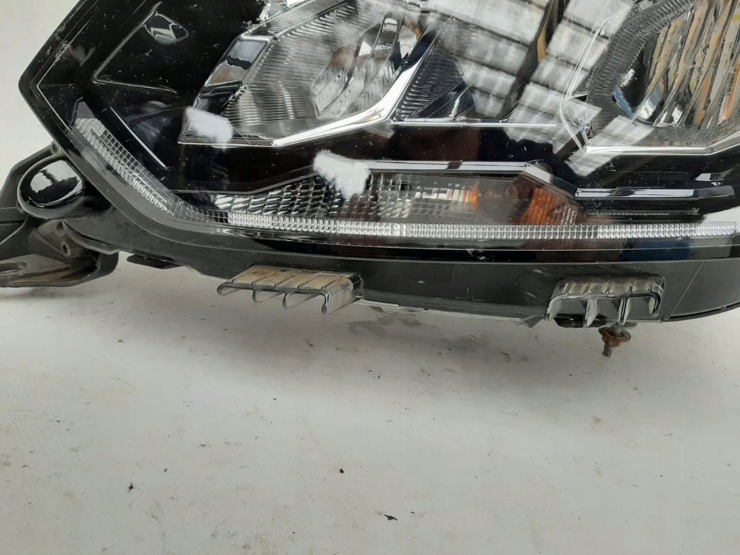 PEUGEOT 208 II 19- light left front front FULL LED 9833036380