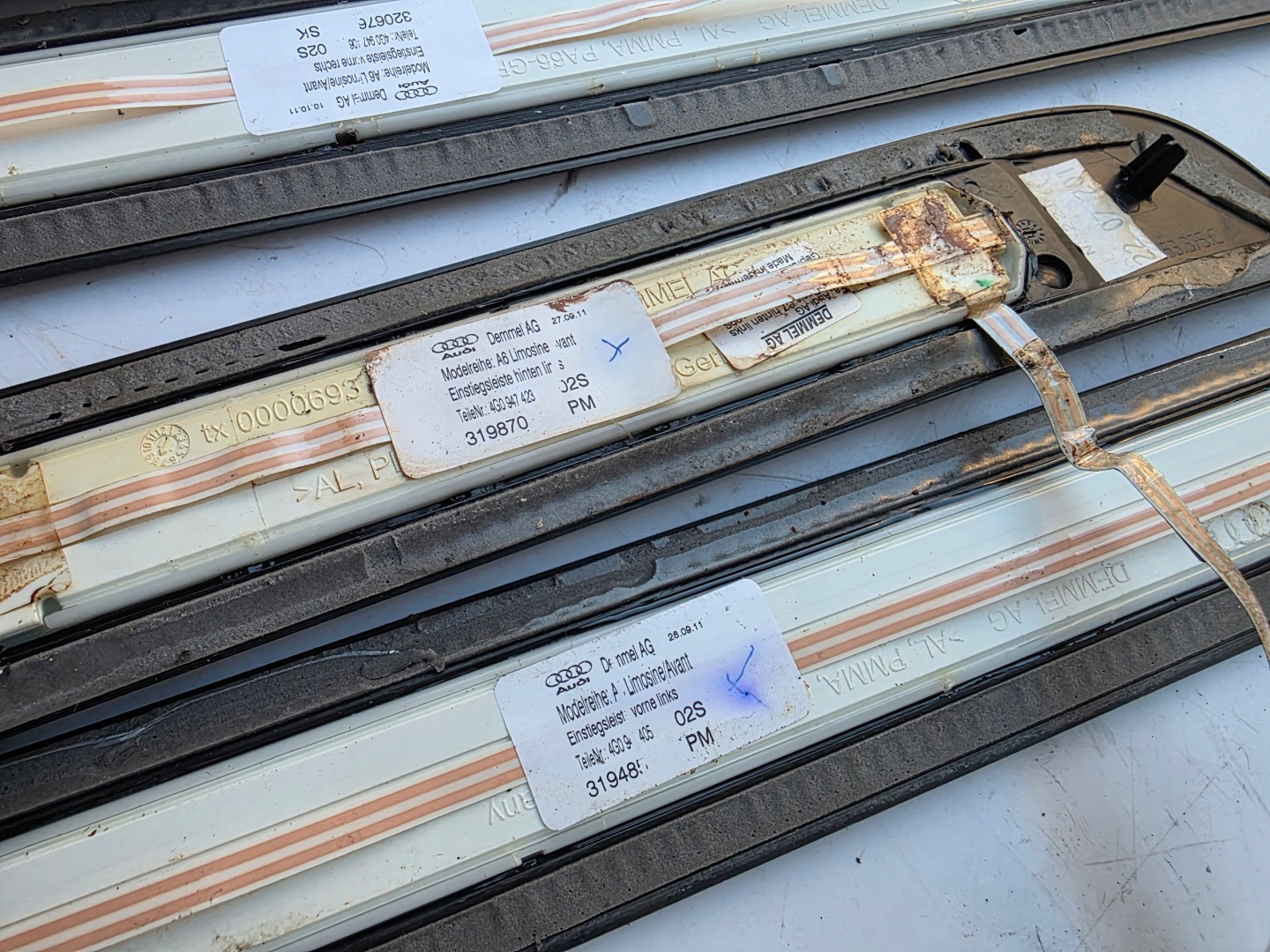 mouldings caps for thresholds threshold PODSWIETLANE CHROM AUDI A6 C7 4G