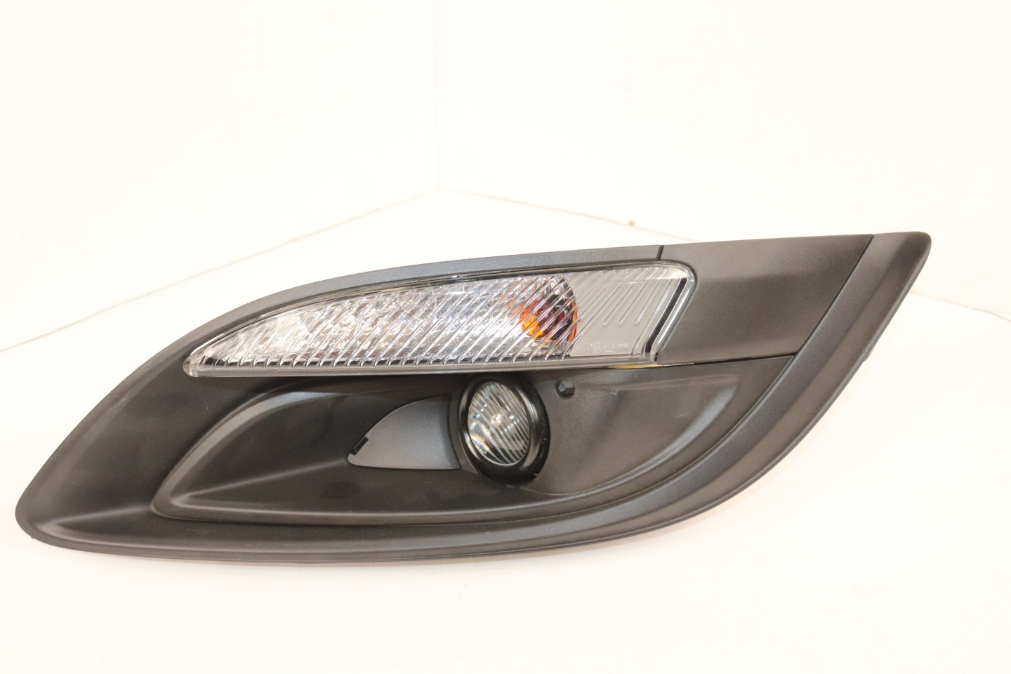 OPEL ASTRA J IV LIFT grid blinker fog light left