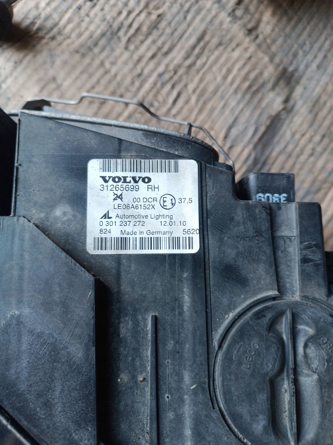 light front right XENON VOLVO S40 II V50 31265699