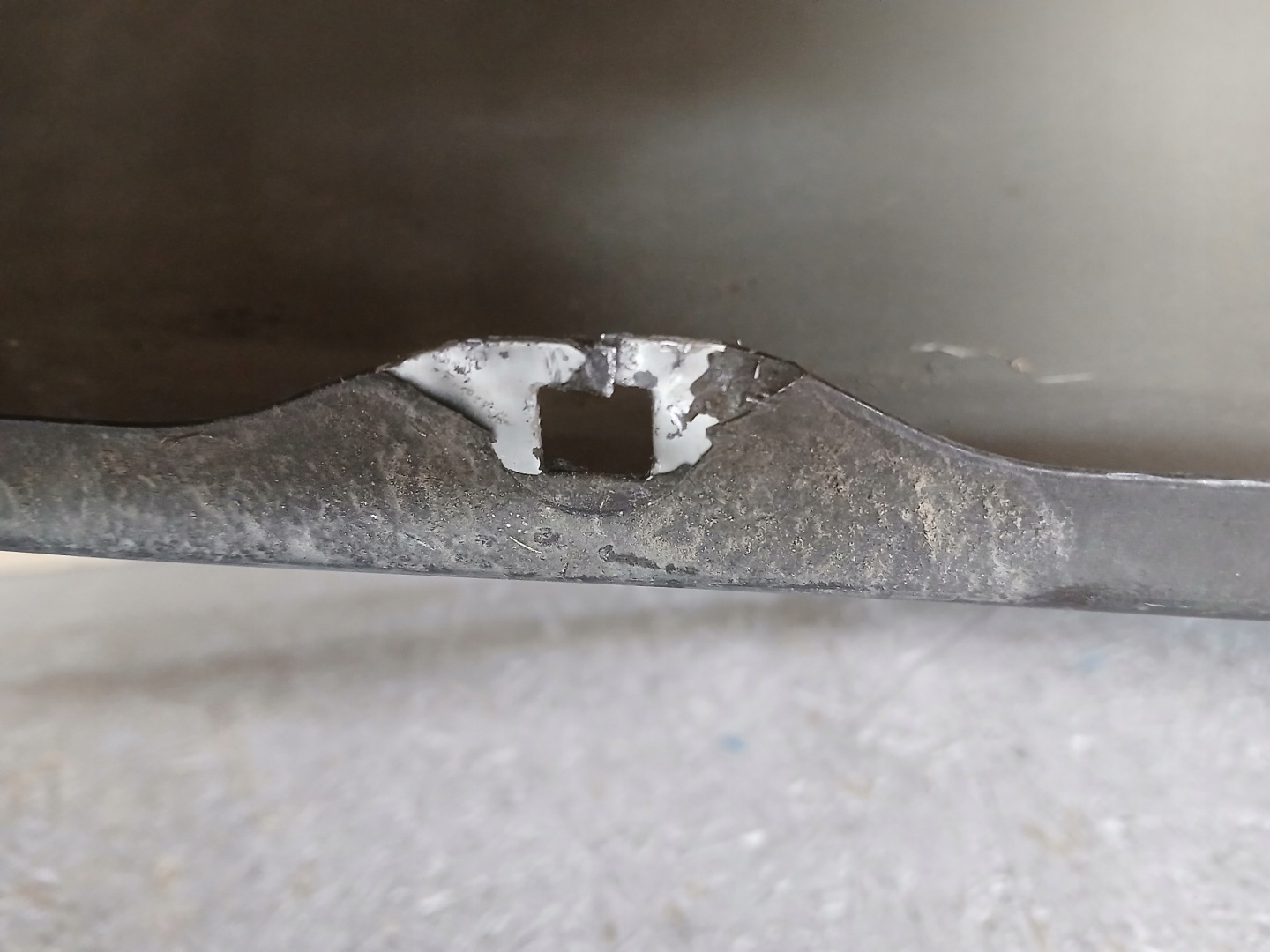 fender front left NISSAN NAVARA D40 06