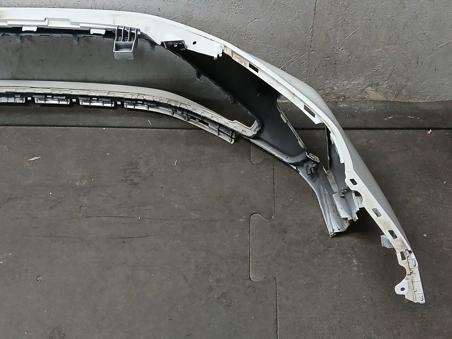 nárazník předek VW TAIGO 2G7