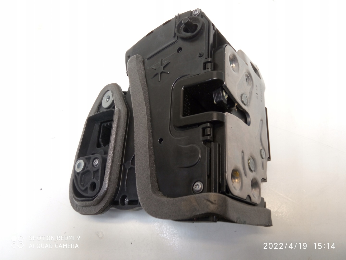 OPEL ASTRA K lock door left rear part 13598364 AP4