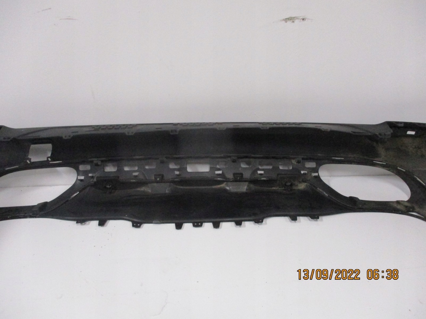 DYFUZOR DER STOSSSTANGE MERCEDES E KLASA A2138852902