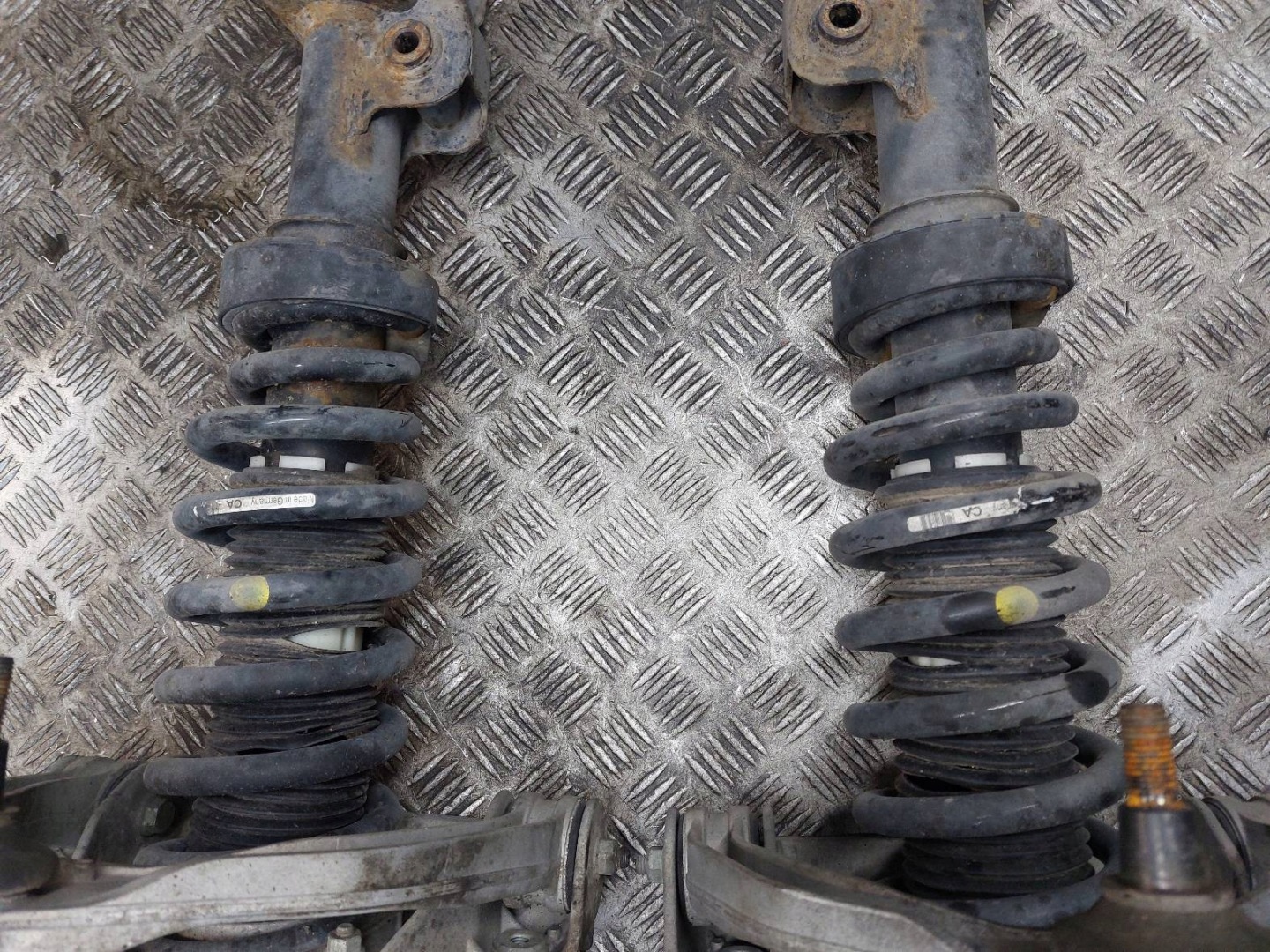 shock absorber spring left front right front PORSCHE CAYENNE and 3.2 v6