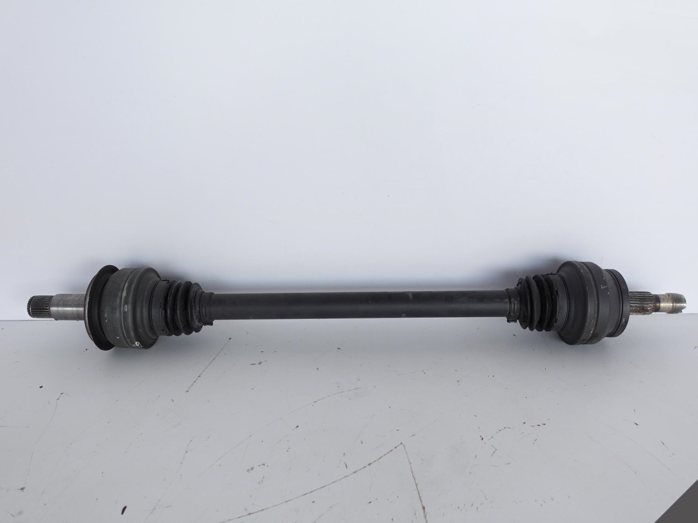 MERCEDES CLS C218 E W212 C207 C W204 semi-axis rear part L=R