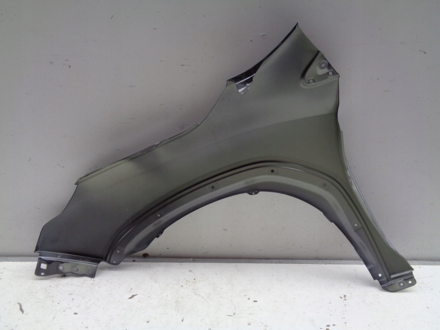 fender right front SUZUKI SX4 S-CROSS 22- NR 42481