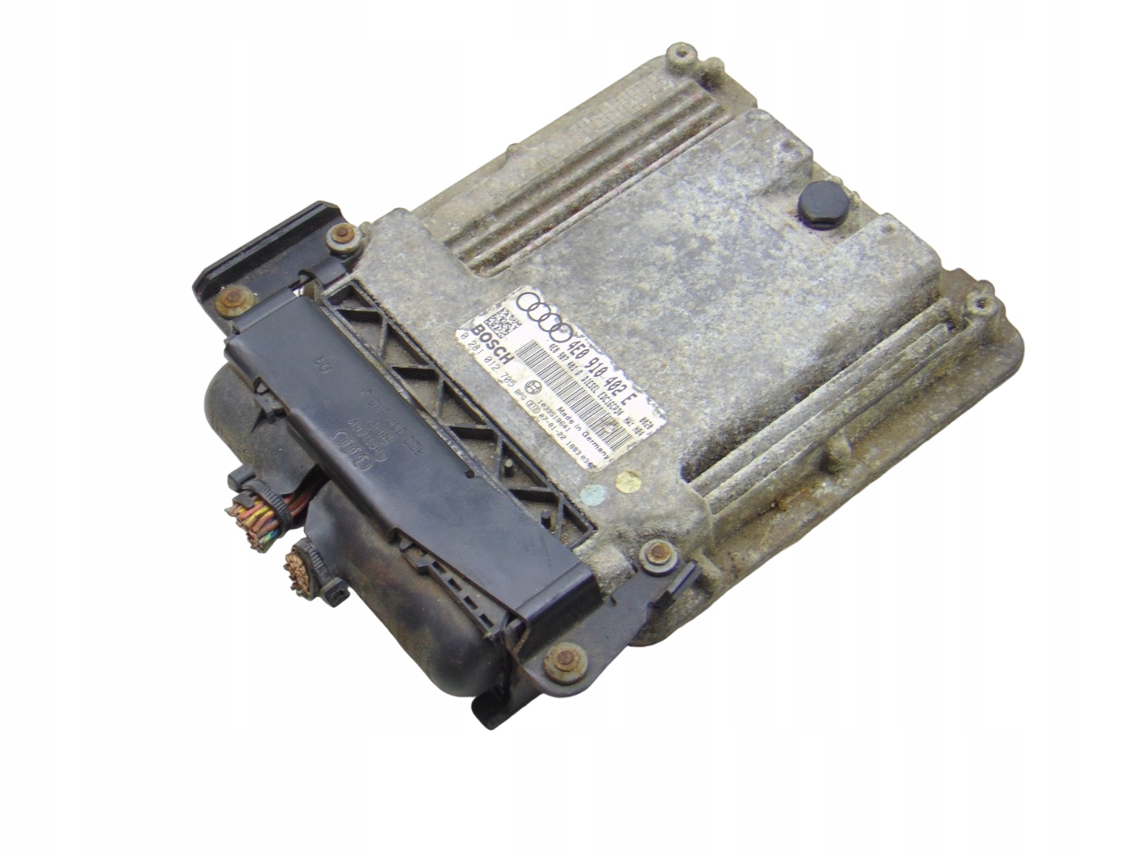 control unit computer of the engine ECU AUDI A8 D3 3.0 TDI 4E0910402E