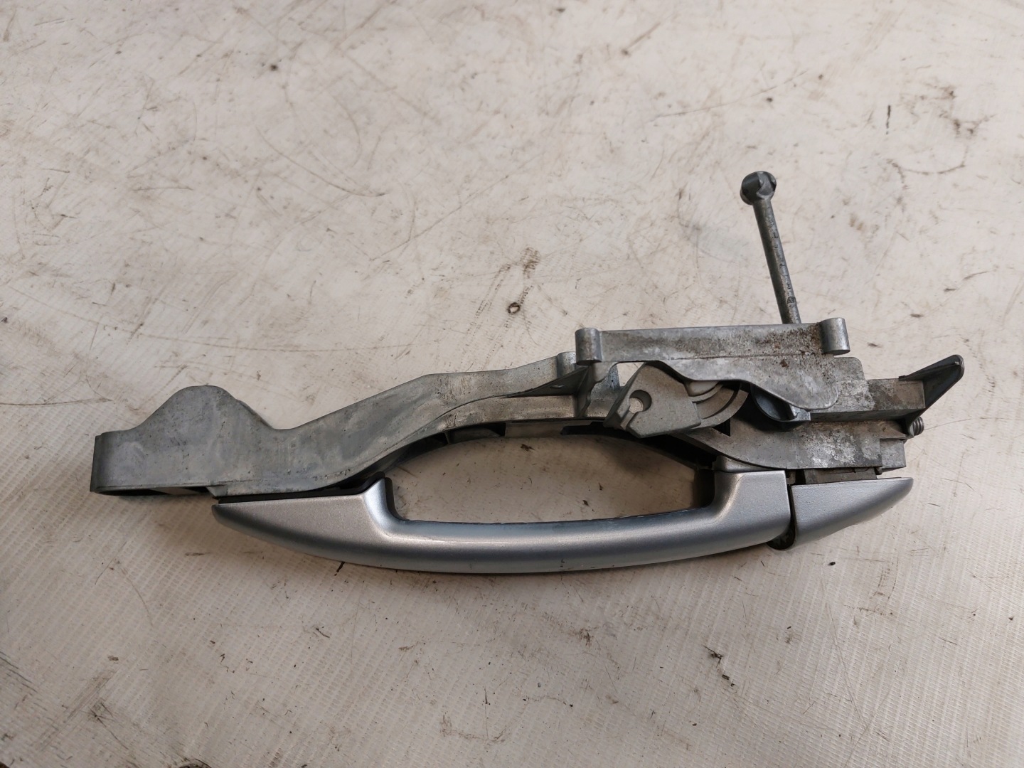 handle door left front PEUGEOT 207 5d