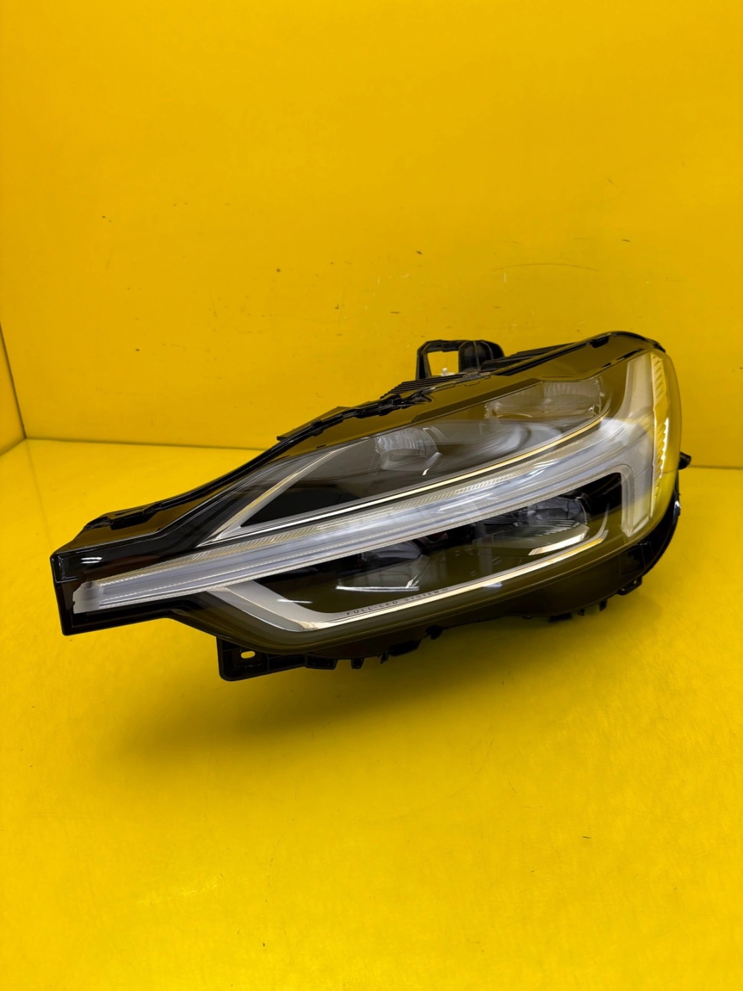 light left front Volvo XC60 II Lift Mid Led 32338984