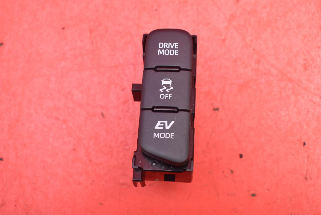 switch PANEL DRIVE MODE EV KONTROLI TRAKCJI M81303 TOYOTA YARIS CROSS 20