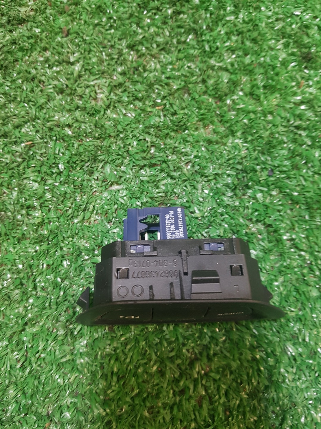 PANEL controls CITROEN C5 III 96637758ZD