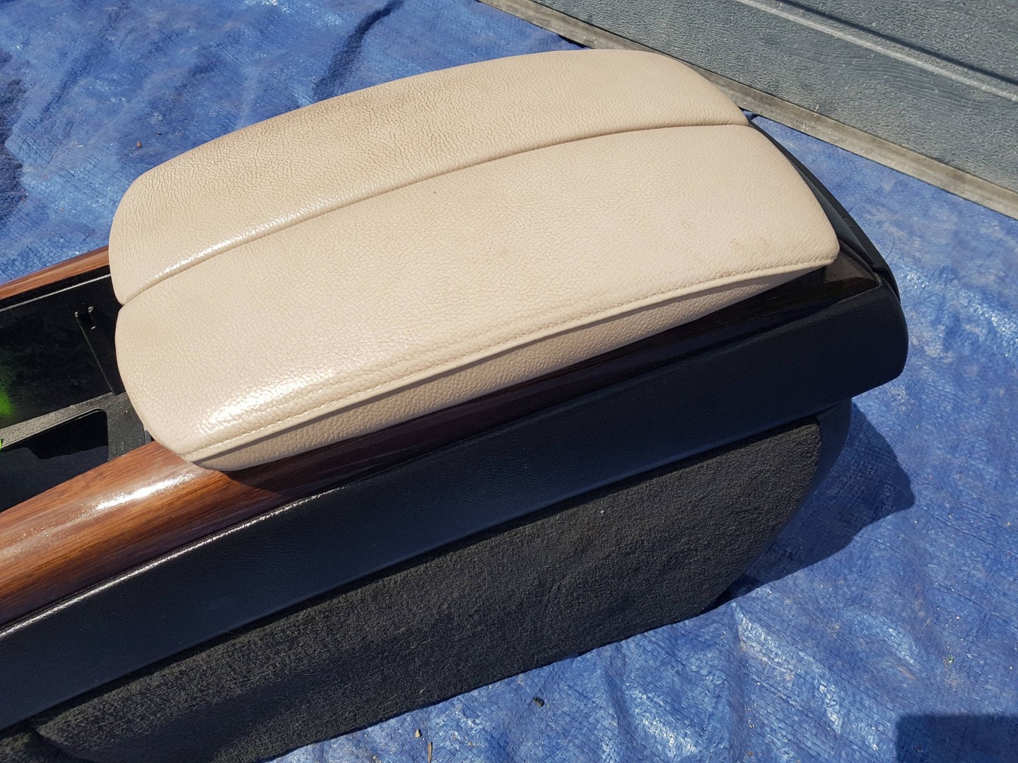 TUNEL central armrest BMW X5 E70 CUPHOLDER bracket for KUBKI