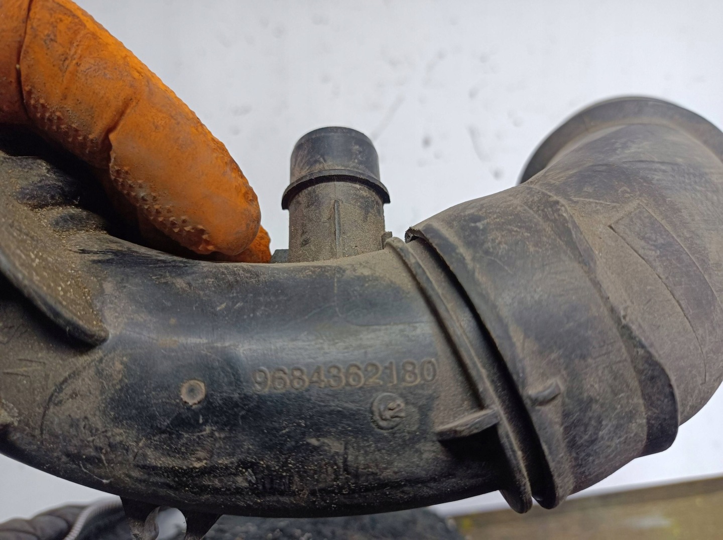 pipe dolotowa Peugeot 9684362180