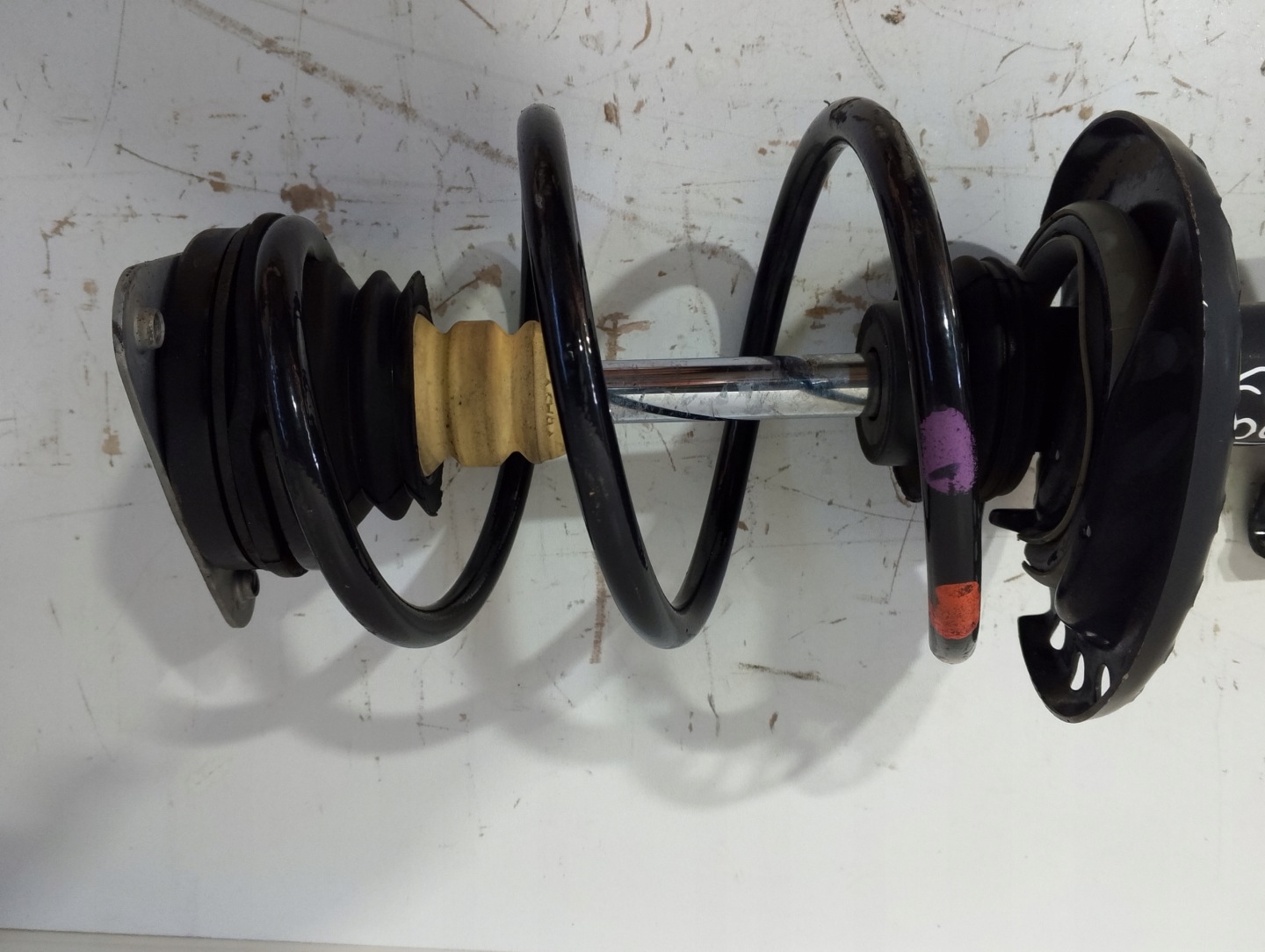 RENAULT CAPTUR and shock absorber front left right 1.5 TDCI (F89)