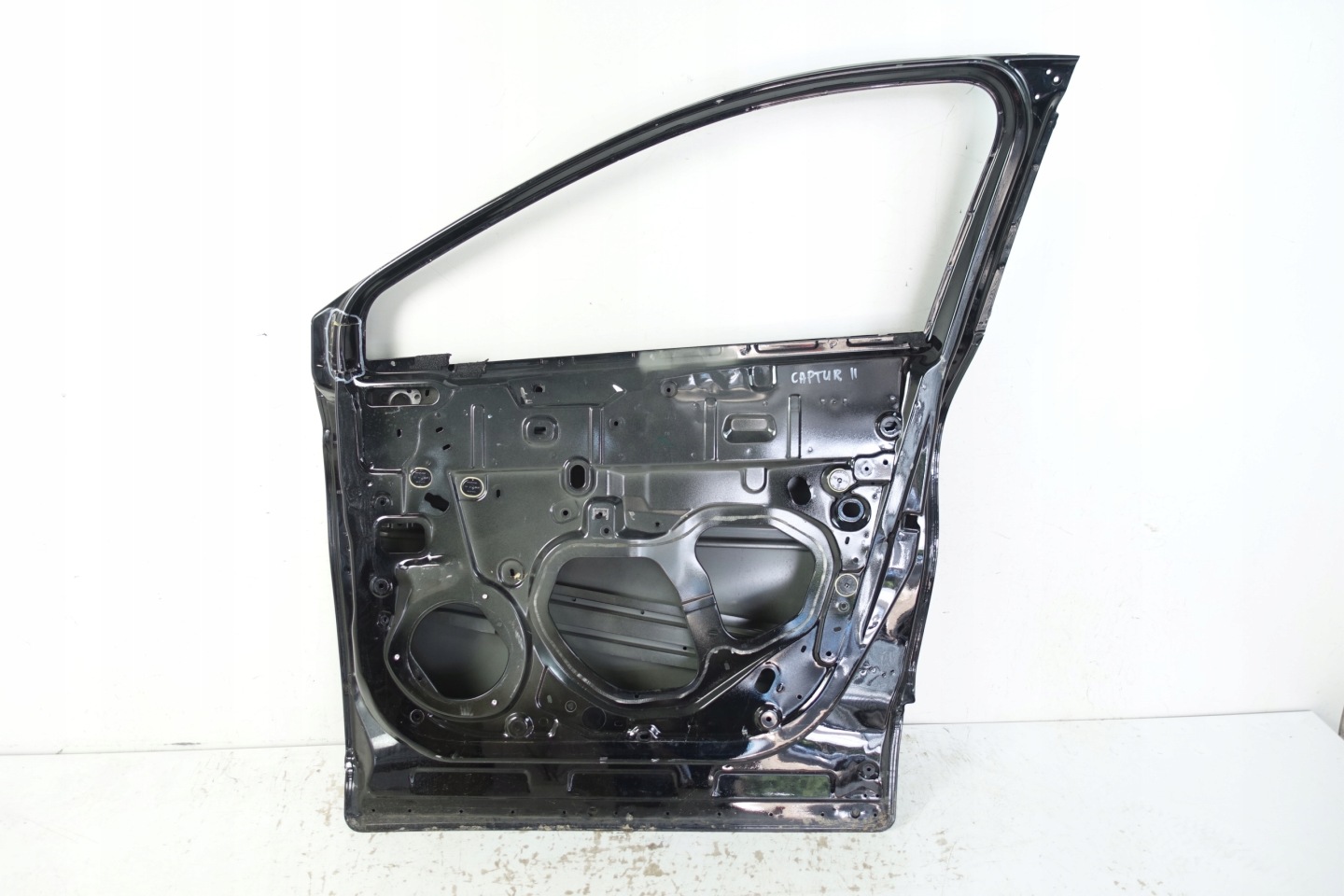 RENAULT CAPTUR II 2019- door front right front 802005110R
