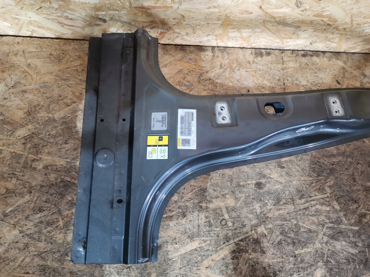 pillar central right CITROEN C4 CACTUS 15
