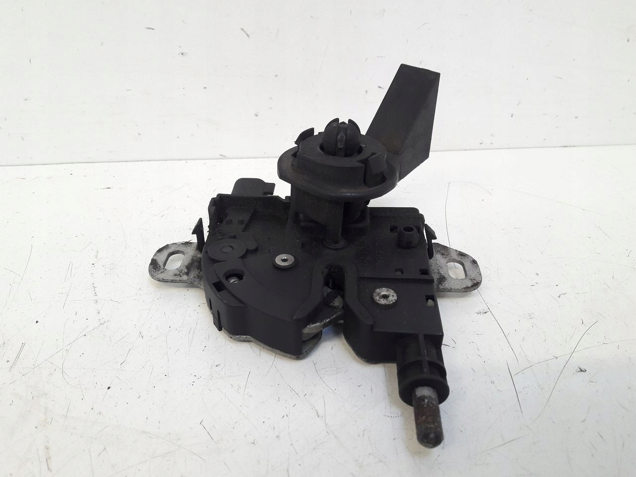 bonnet latch lock Ford Focus Cabrio 2,0