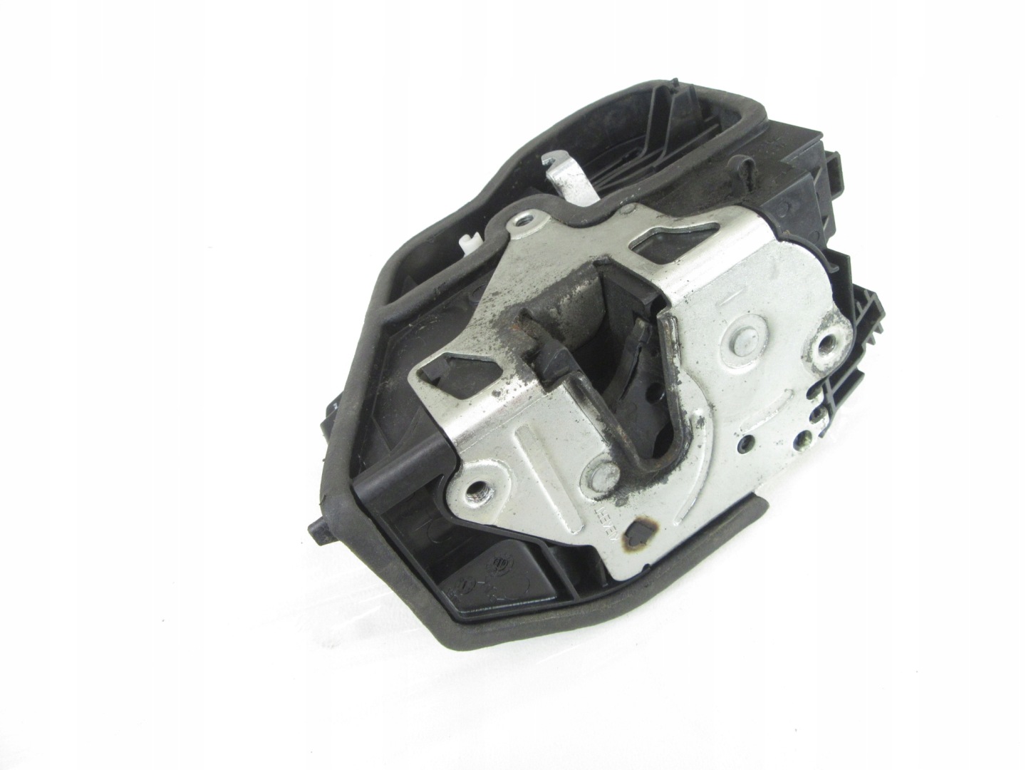 lock left rear part BMW e60 e61 e65 e70 e83 e87 e90 F01 F10 F11 F25
