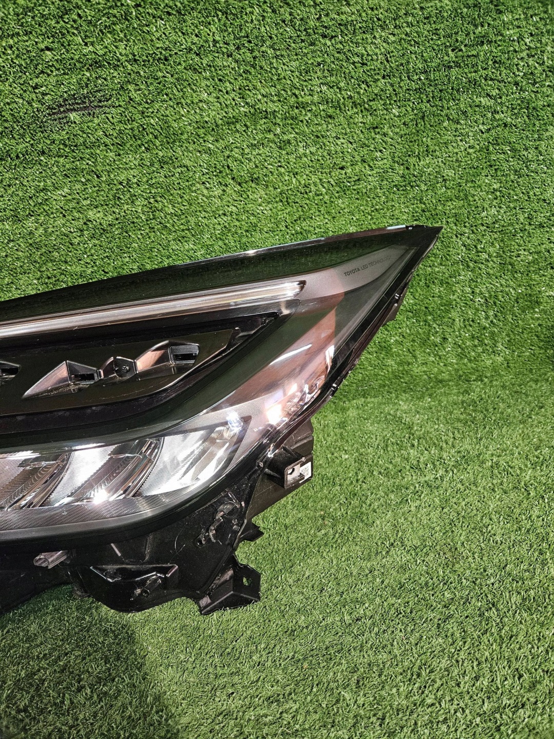 REFLEKTOR left front TOYOTA C-HR CHR II 24- FULL LED NR.R1709