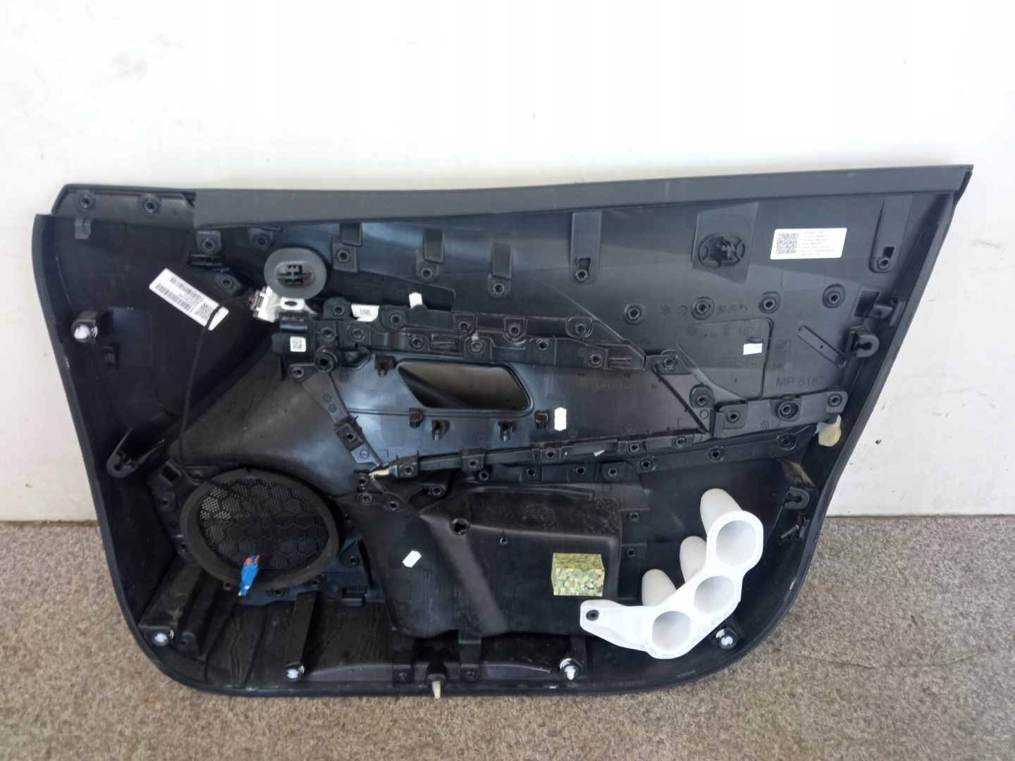 upholstery side left front driver´s EU Peugeot 2008 II (2019- )