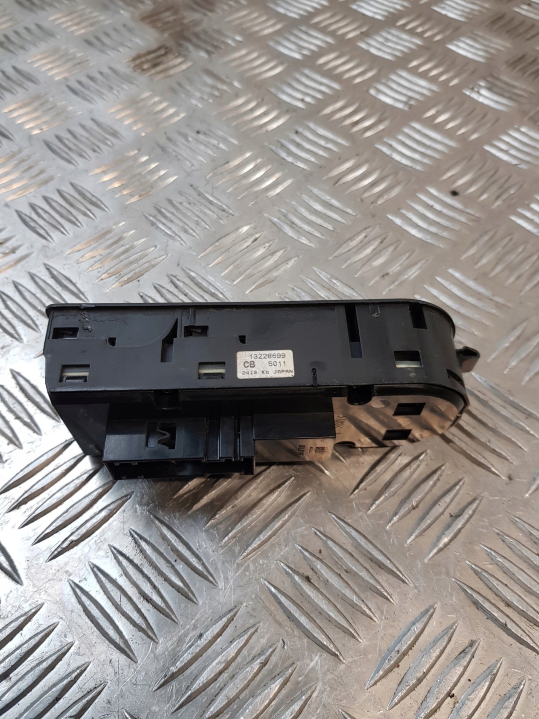 PANEL window control switch of mirrors 13228699 OPEL ASTRA H 04R- EU
